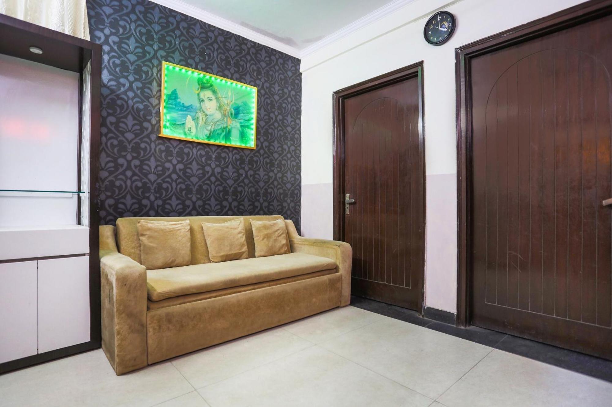 Hotel O Royal Galaxy Nowe Delhi Zewnętrze zdjęcie