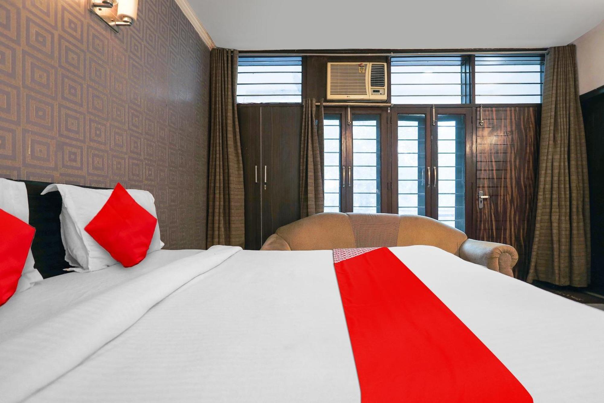 Hotel O Royal Galaxy Nowe Delhi Zewnętrze zdjęcie