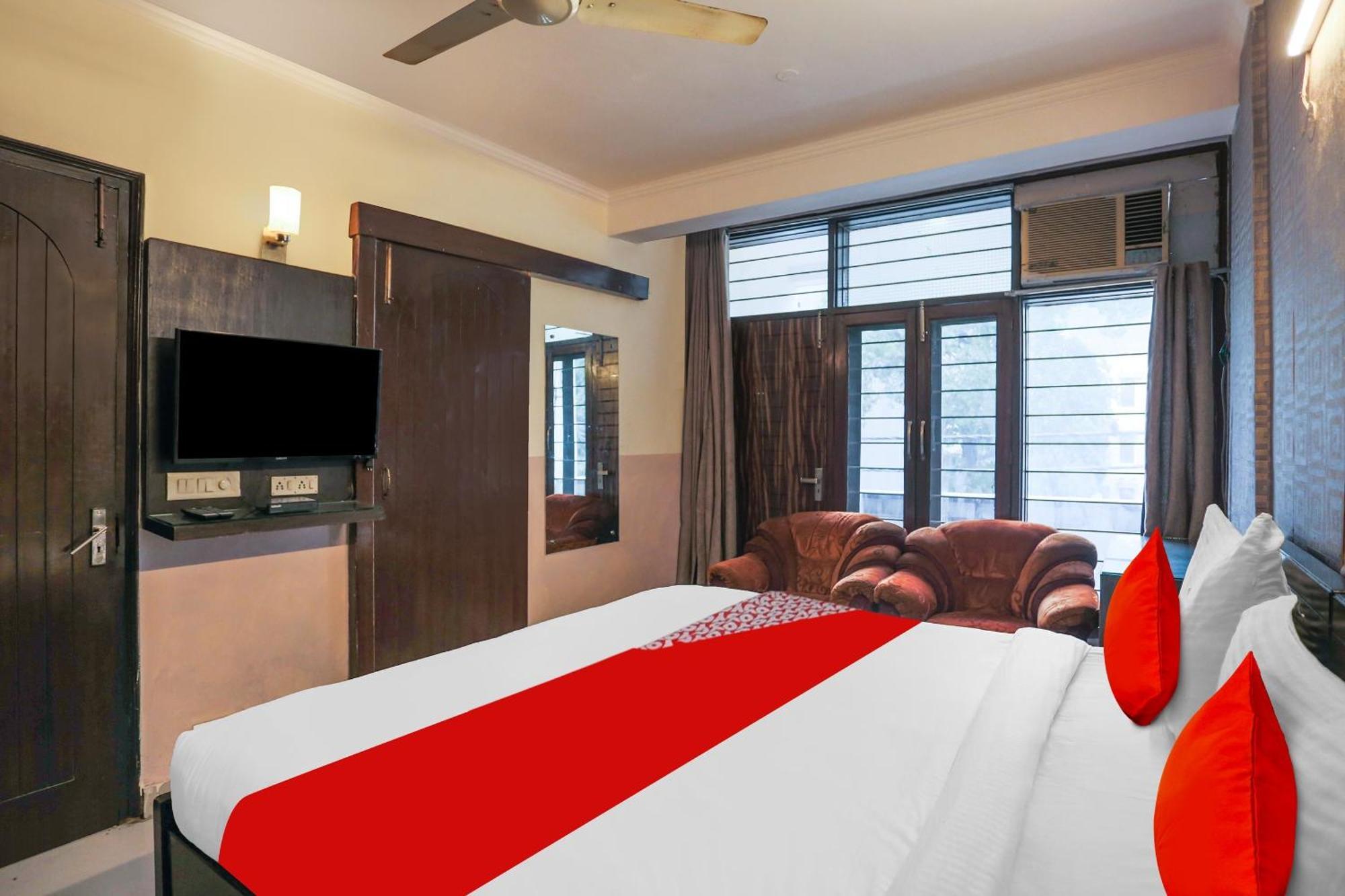 Hotel O Royal Galaxy Nowe Delhi Zewnętrze zdjęcie